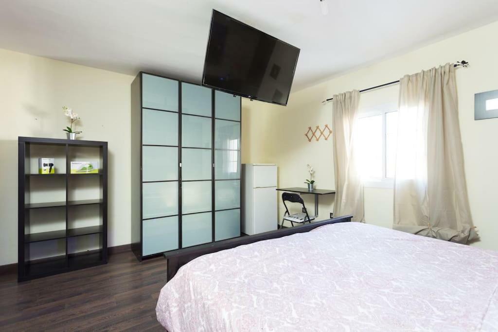 Villa Blanca Tenerife - Private Rooms - Terrace And Bbq, 5 Minutes From The Beach And Airport サン・イシドロ エクステリア 写真